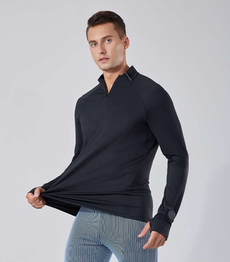 スポーツウェア専門店 四季を通して快適ハイパフォーマンスウェア