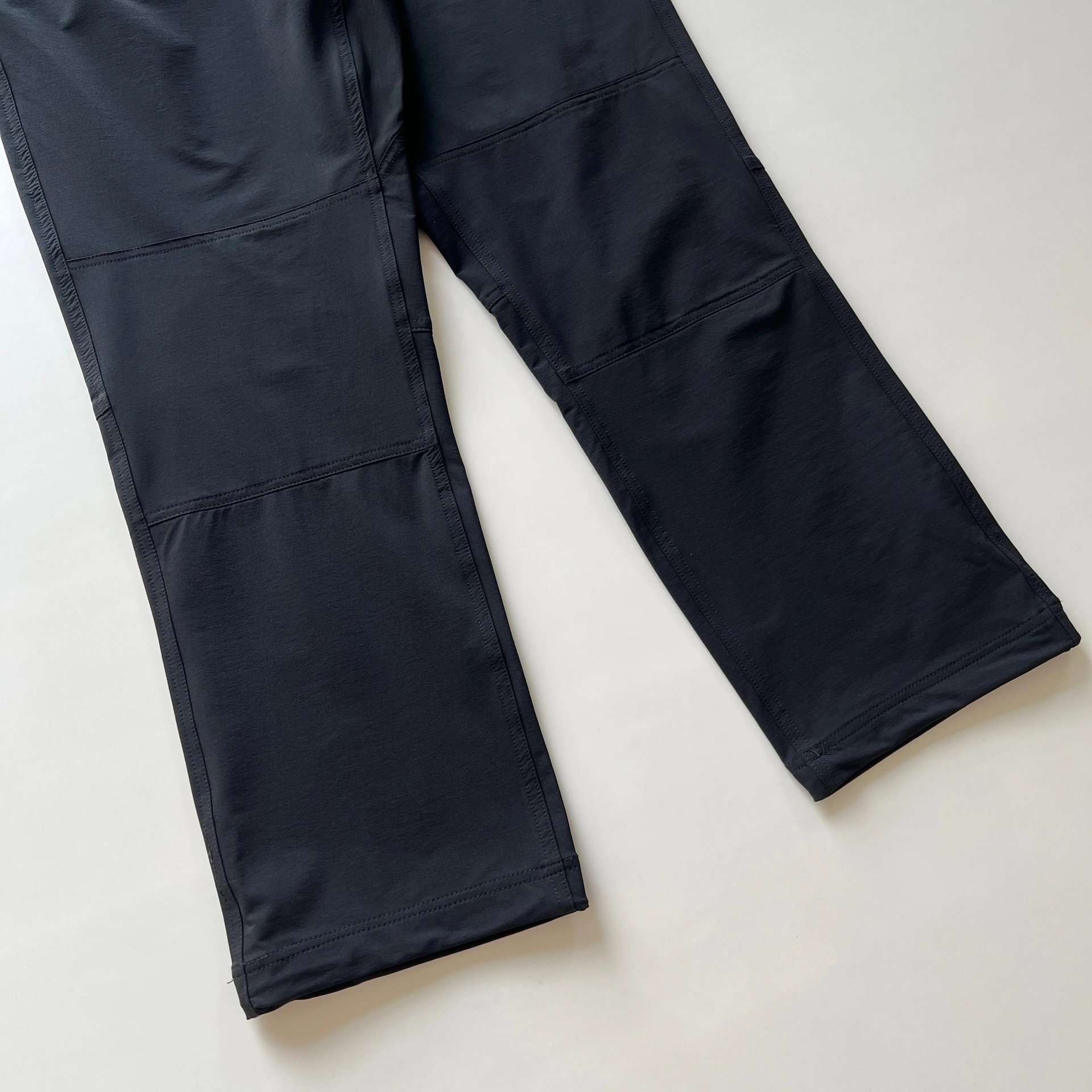スポーツウェア専門店 しなやか軽量 ストレッチ登山パンツ