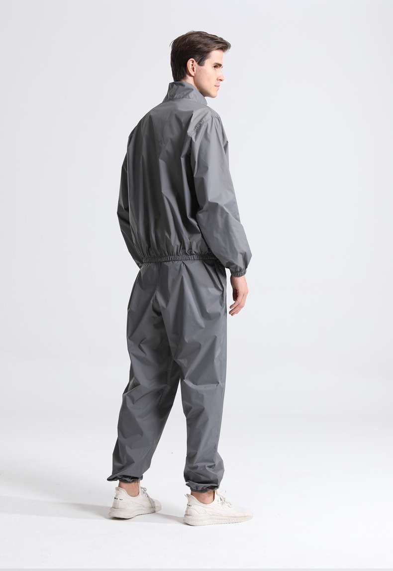 スポーツウェア専門店 スタイリッシュ上下セットアップウェア